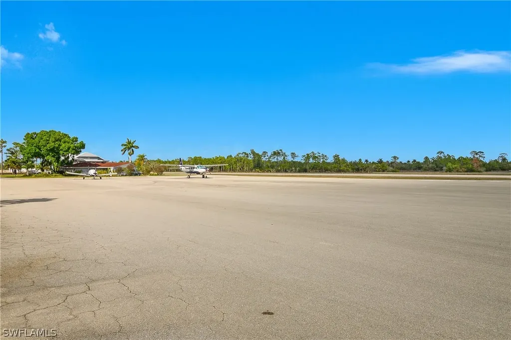 4017 Skyway Drive Naples FL 34112