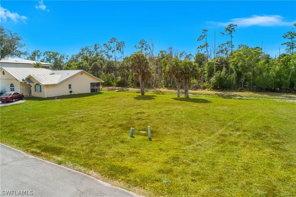 4017 Skyway Drive Naples FL 34112