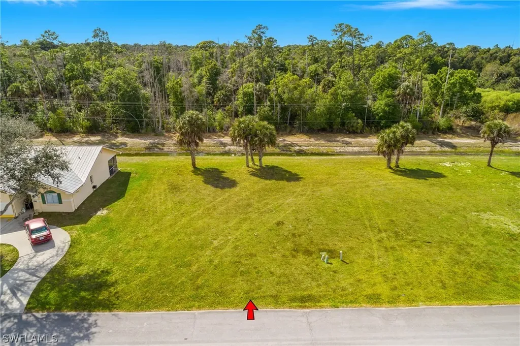 4017 Skyway Drive Naples FL 34112