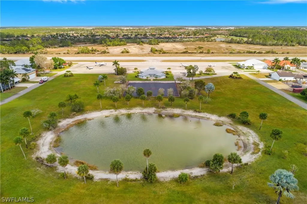 4017 Skyway Drive Naples FL 34112