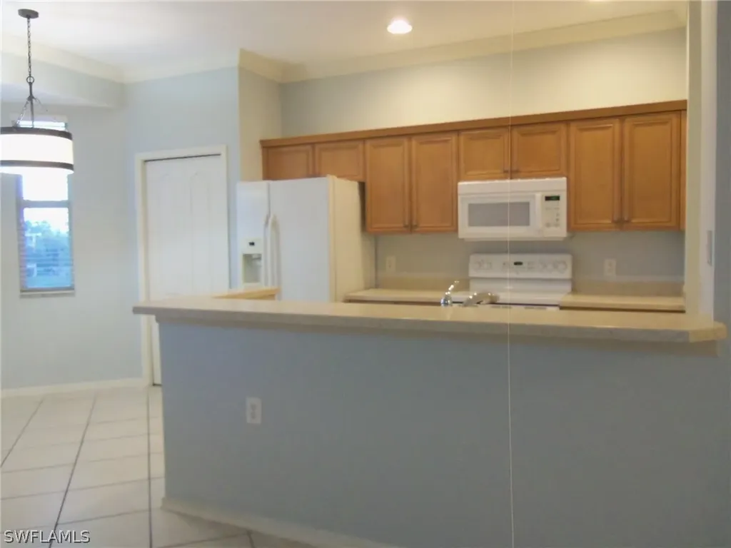 8490 Kingbird Loop Estero FL 33967