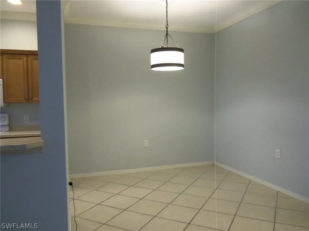 8490 Kingbird Loop Estero FL 33967