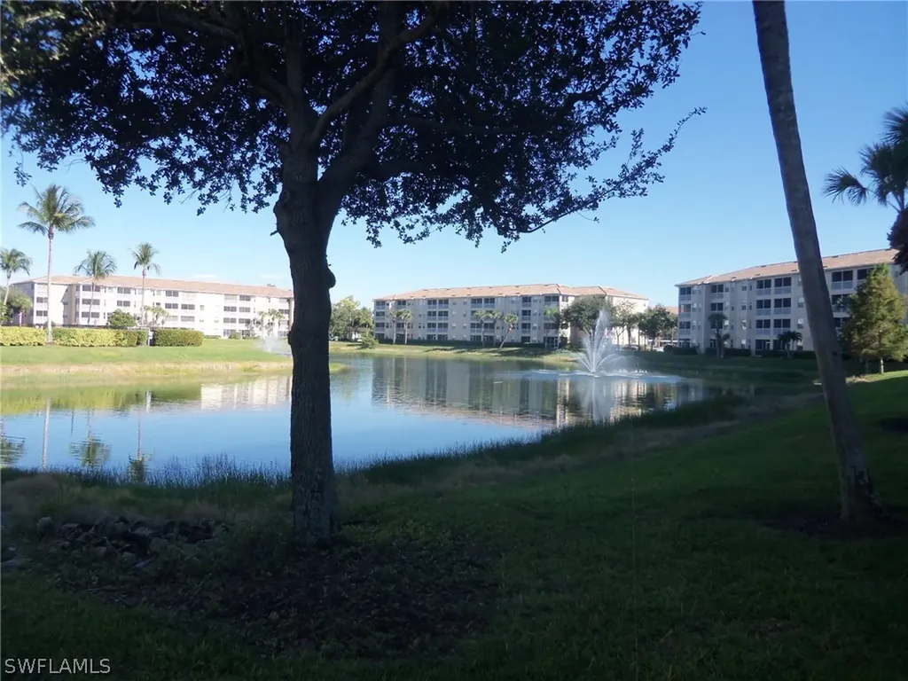 8490 Kingbird Loop Estero FL 33967