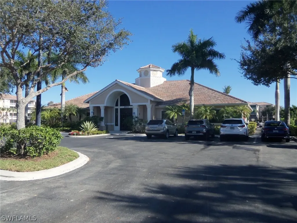 8490 Kingbird Loop Estero FL 33967