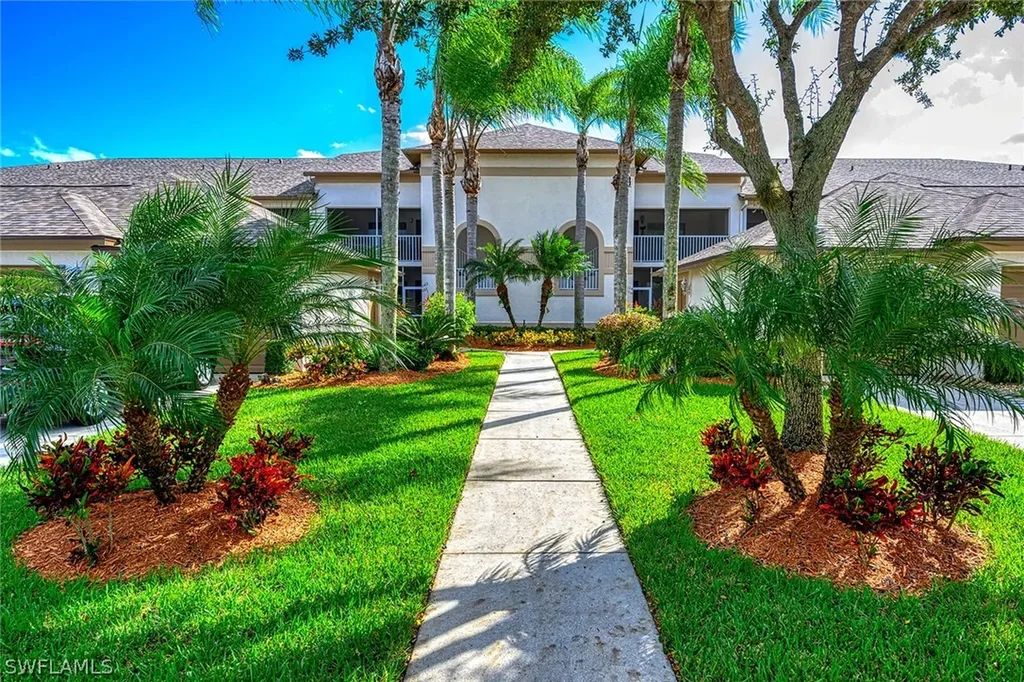 8620 Cedar Hammock Circle Naples FL 34112