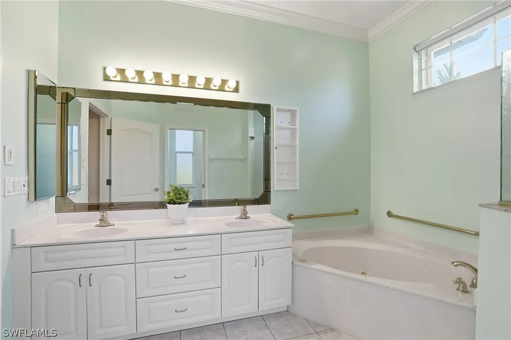 2265 Heritage Greens Drive Naples FL 34119