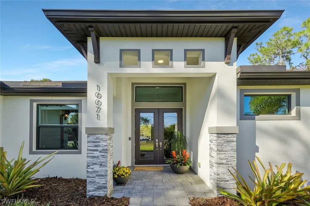 10071 Strike Lane Bonita Springs FL 34135