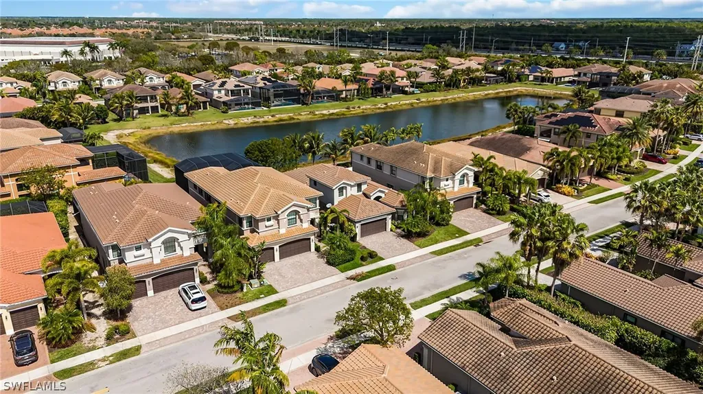 Naples FL, 13723 Callisto Avenue