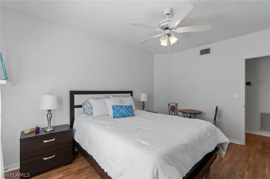 102 Tuscana Court Naples FL 34119
