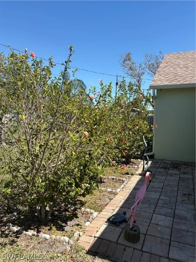 1415 SW 29th Terrace Cape Coral FL 33914