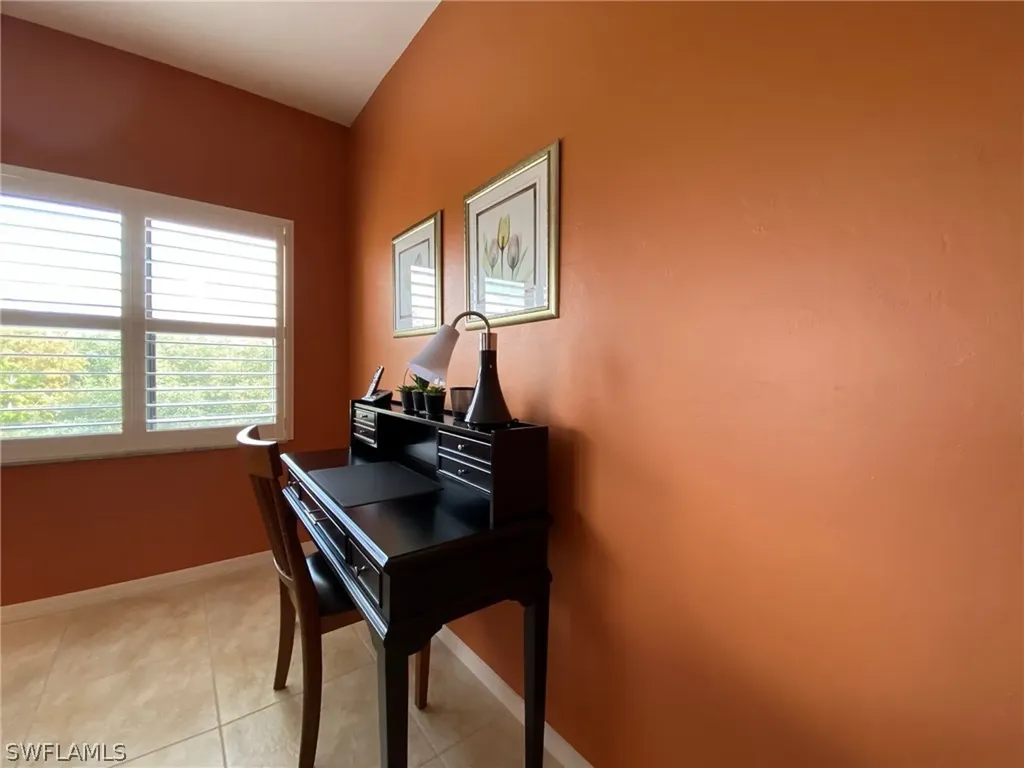 230 Vintage Circle Naples FL 34119