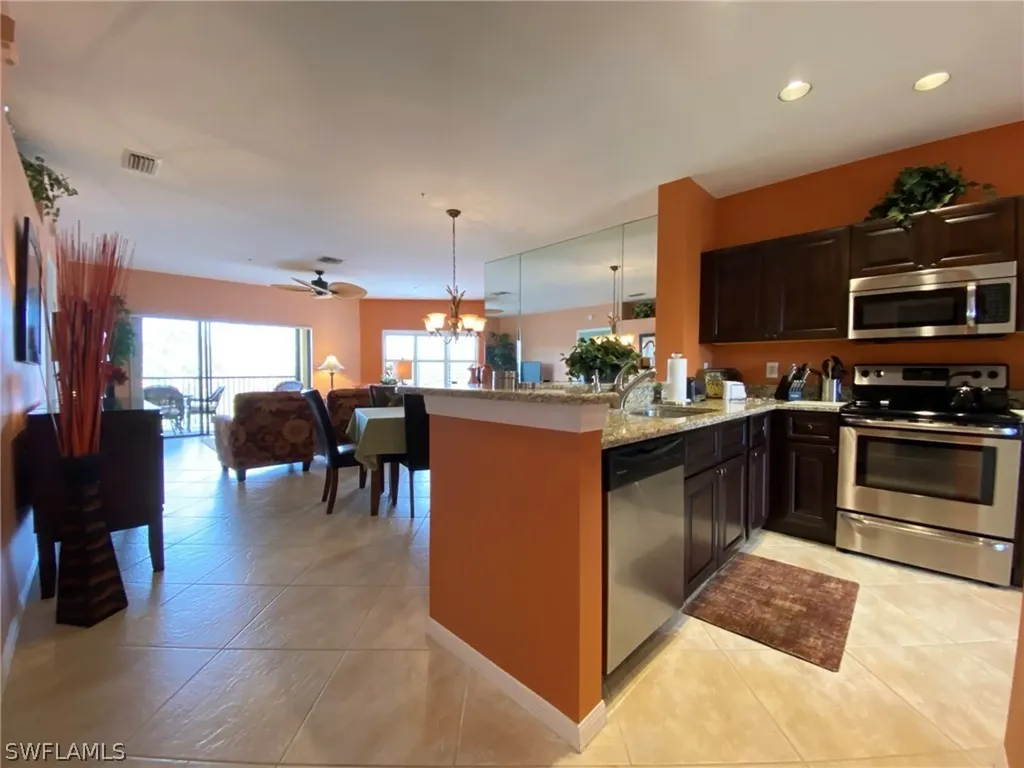 230 Vintage Circle Naples FL 34119