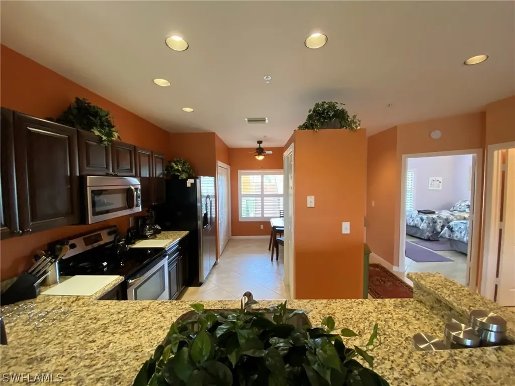 230 Vintage Circle Naples FL 34119