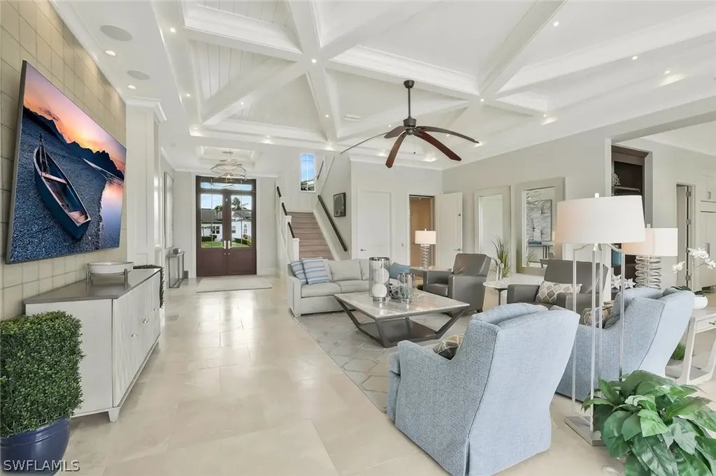 689 Pelican Court Marco Island FL 34145