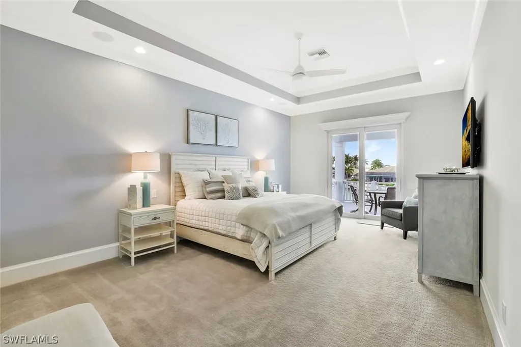 689 Pelican Court Marco Island FL 34145