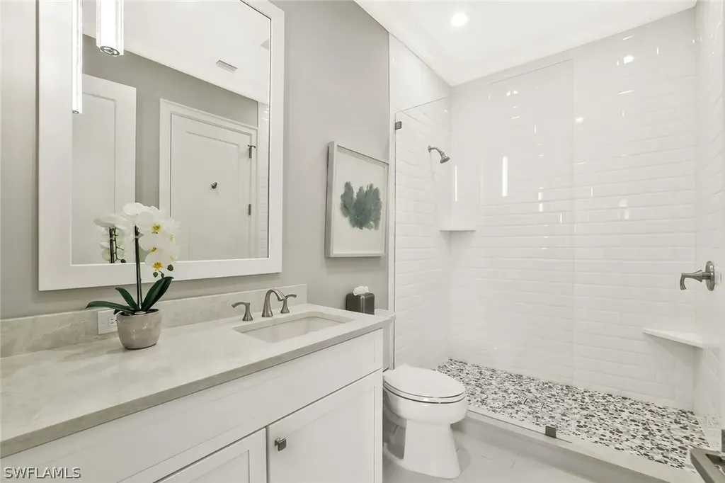 689 Pelican Court Marco Island FL 34145