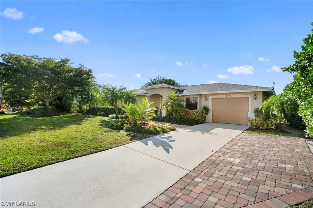 9772 Bobwhite Lane Bonita Springs FL 34135