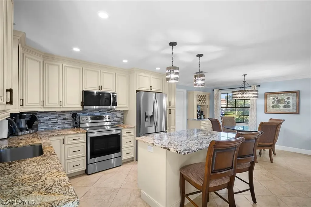 9772 Bobwhite Lane Bonita Springs FL 34135