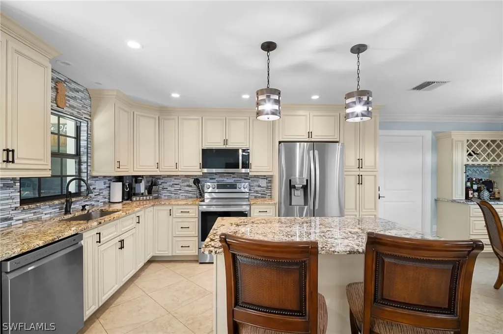 9772 Bobwhite Lane Bonita Springs FL 34135