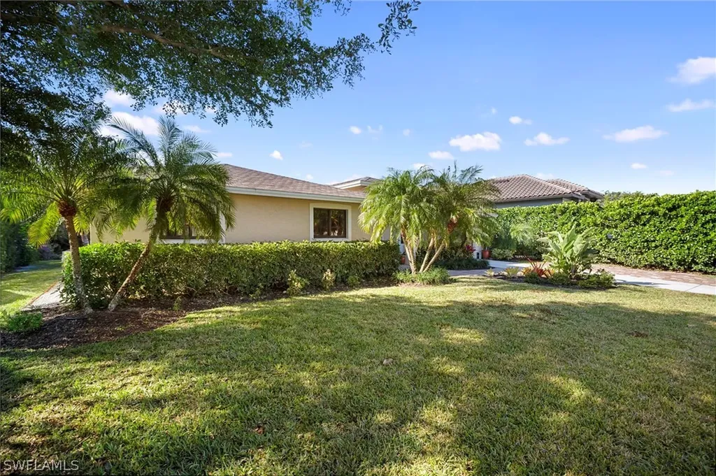 9772 Bobwhite Lane Bonita Springs FL 34135