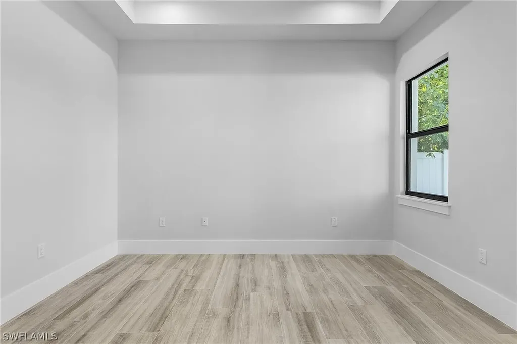 536 97th Avenue N Naples FL 34108