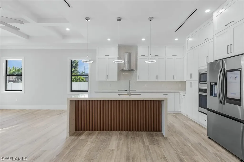 536 97th Avenue N Naples FL 34108