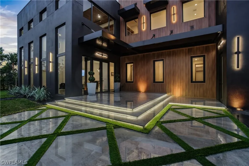 27100 Imperial Parkway Bonita Springs FL 34135