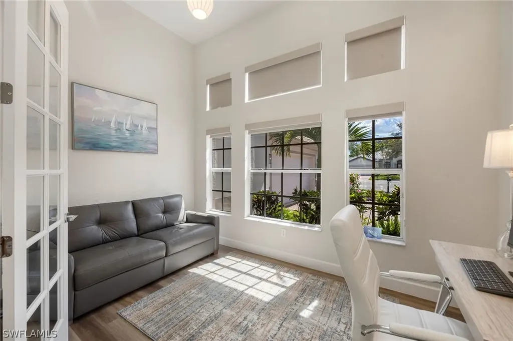 9049 Bronco Court Naples FL 34113