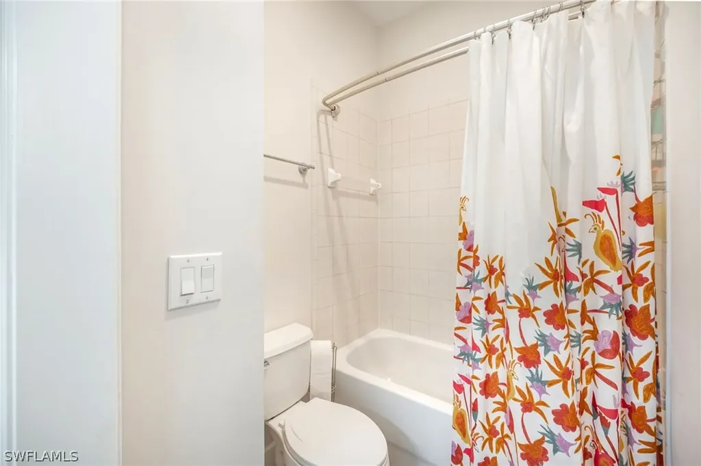 9049 Bronco Court Naples FL 34113