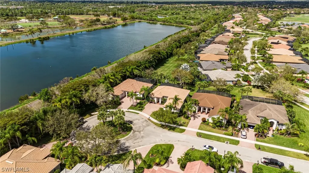 9049 Bronco Court Naples FL 34113