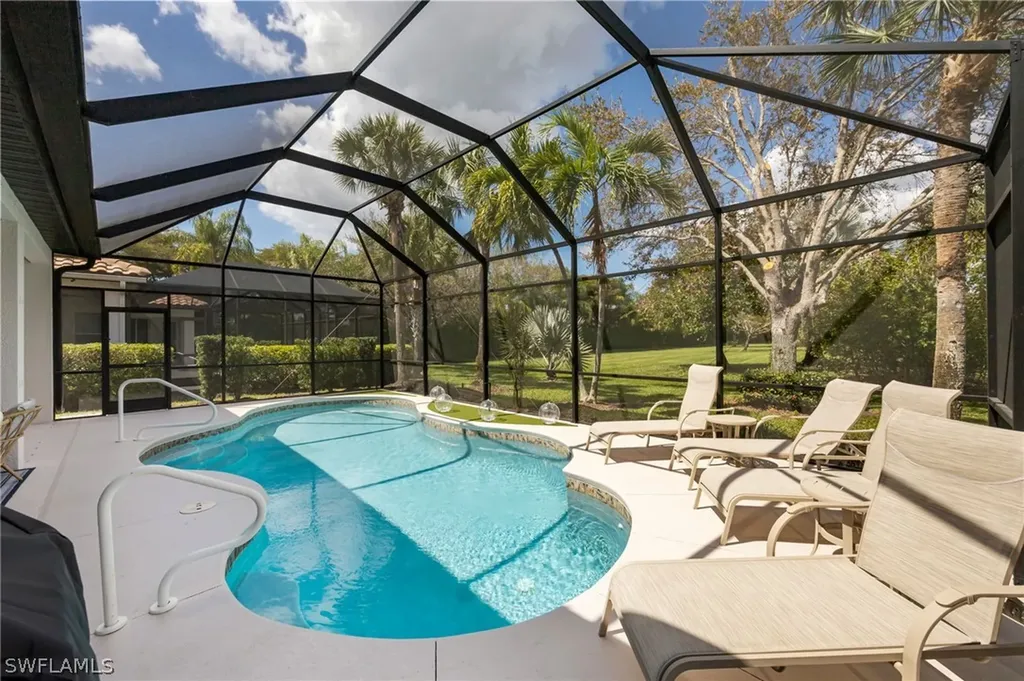 9049 Bronco Court Naples FL 34113