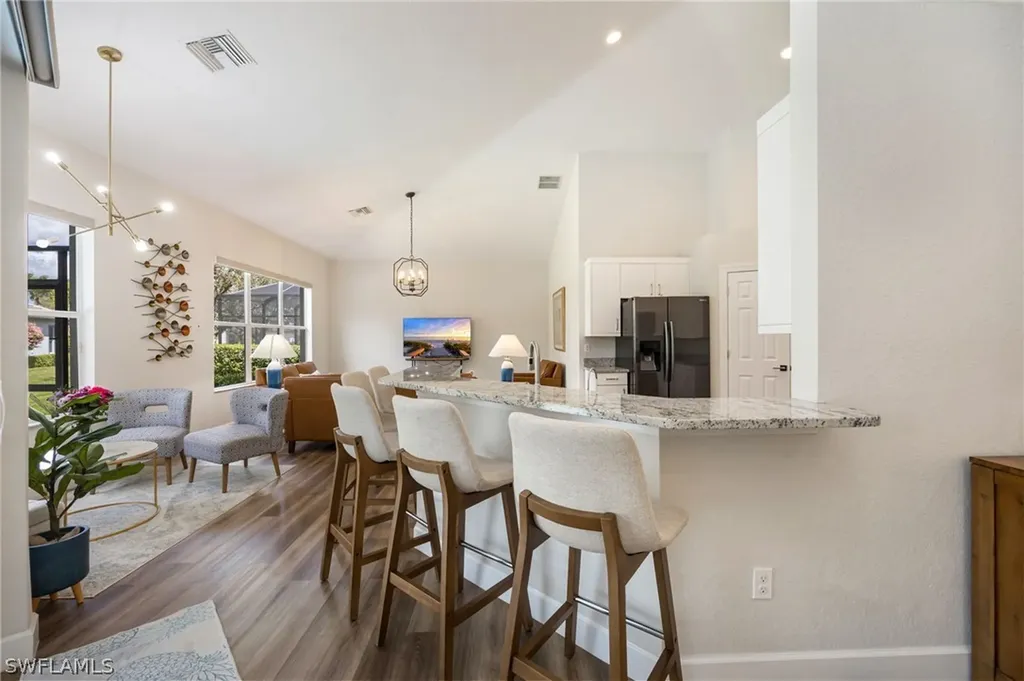 9049 Bronco Court Naples FL 34113