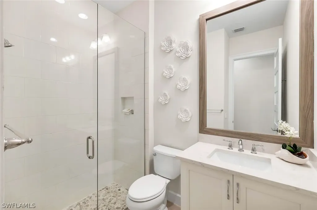 5715 Clarendon Drive Naples FL 34113