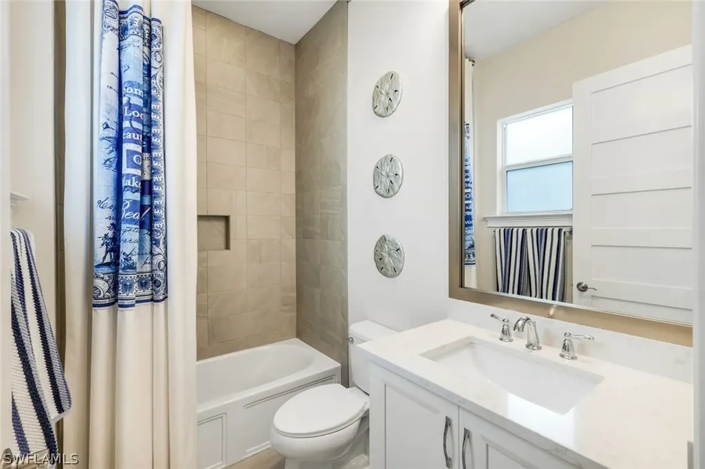 5715 Clarendon Drive Naples FL 34113