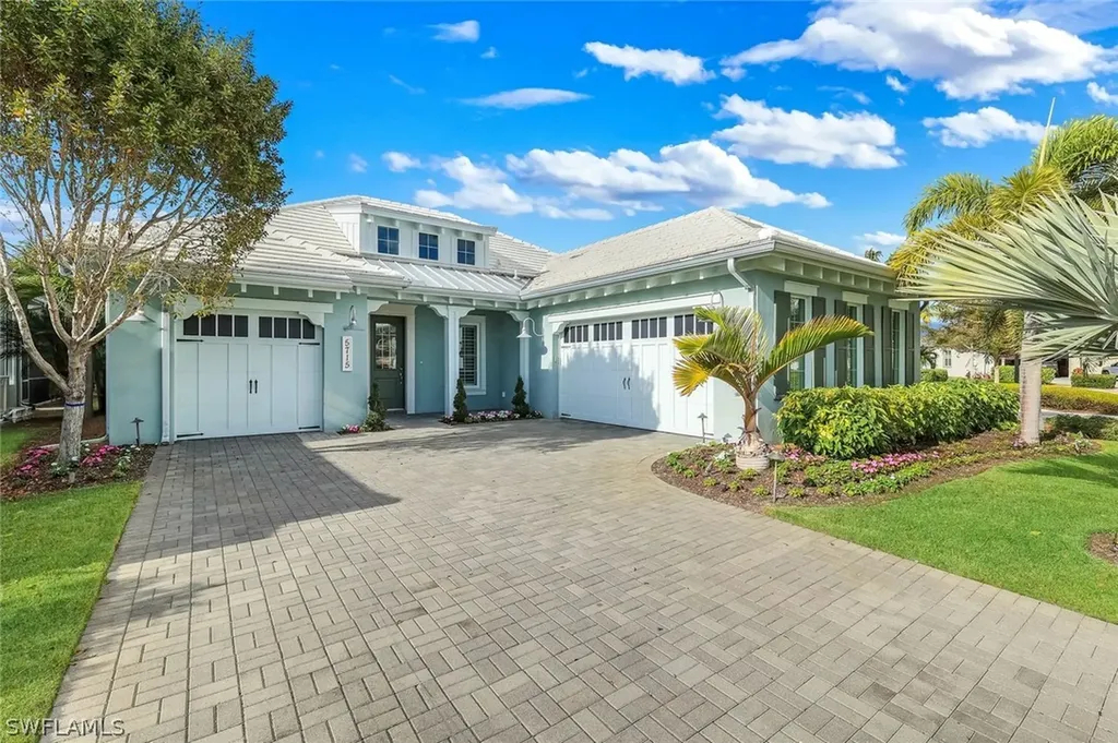 5715 Clarendon Drive Naples FL 34113