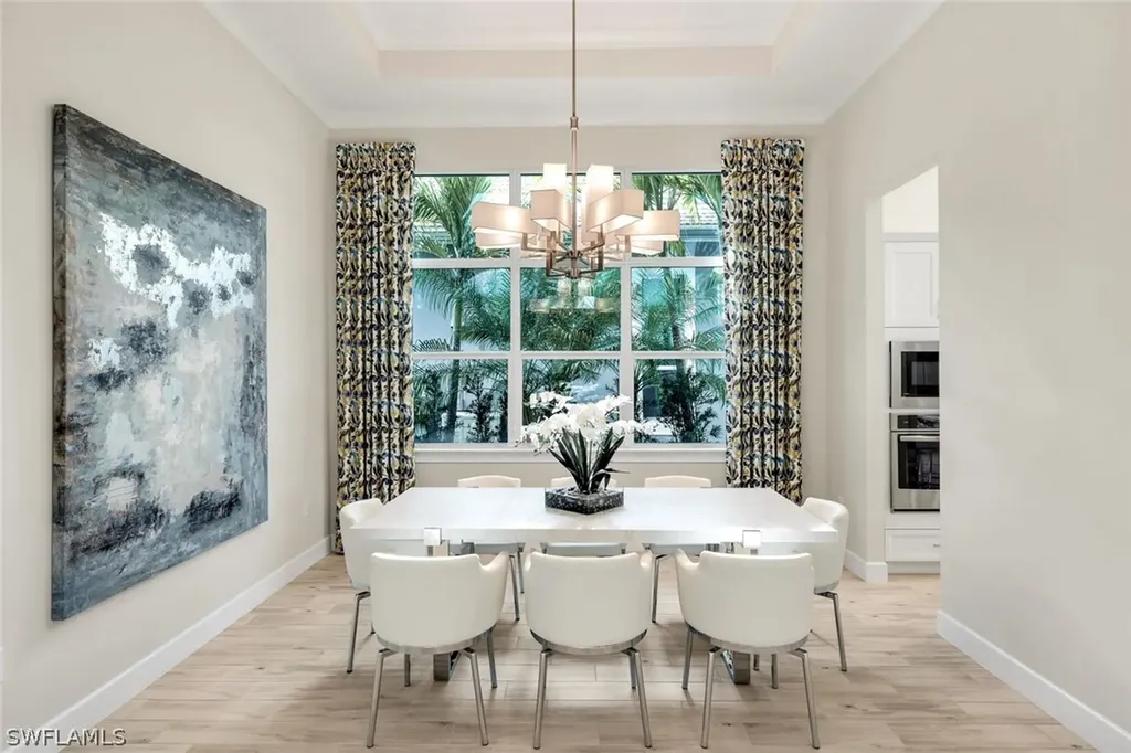 5715 Clarendon Drive Naples FL 34113