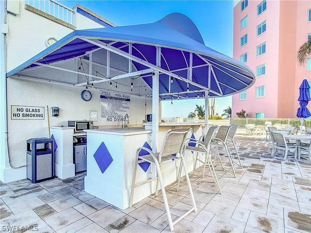 2745 1st Street Fort Myers FL 33916
