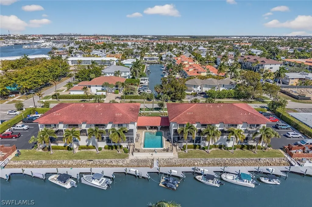 1400 Blue Point Avenue Naples FL 34102