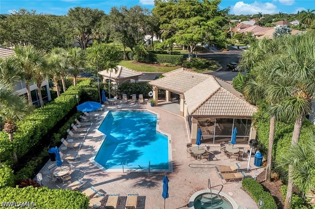7720 Gardner Drive Naples FL 34109