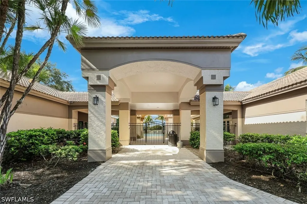 7720 Gardner Drive Naples FL 34109