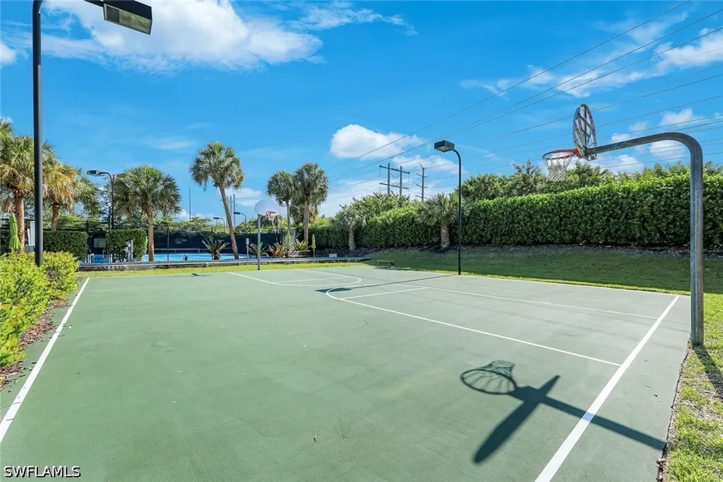 7720 Gardner Drive Naples FL 34109