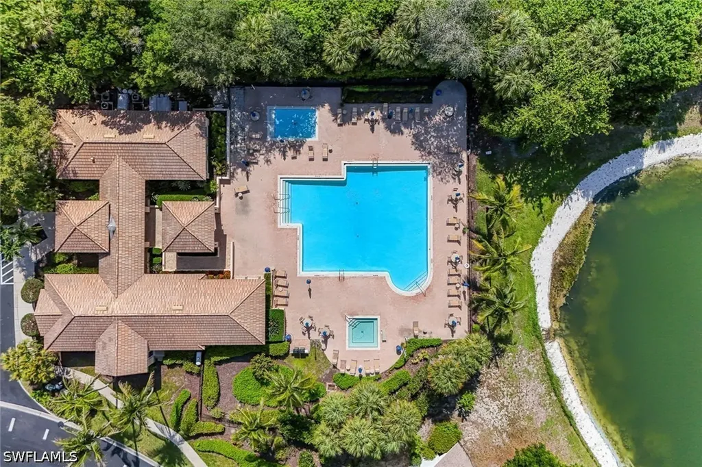 7720 Gardner Drive Naples FL 34109