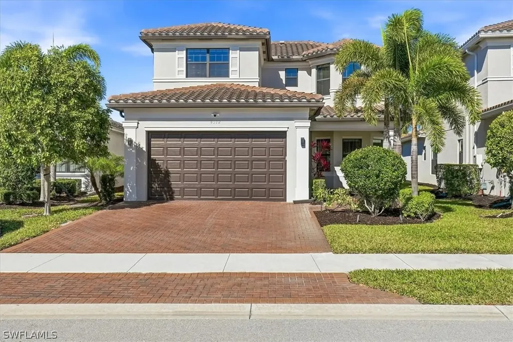 4512 Aurora Street Naples FL 34119