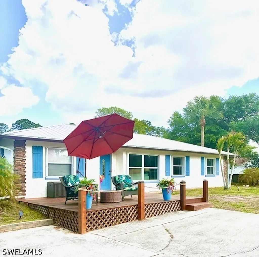 640 27th Street SW Naples FL 34117