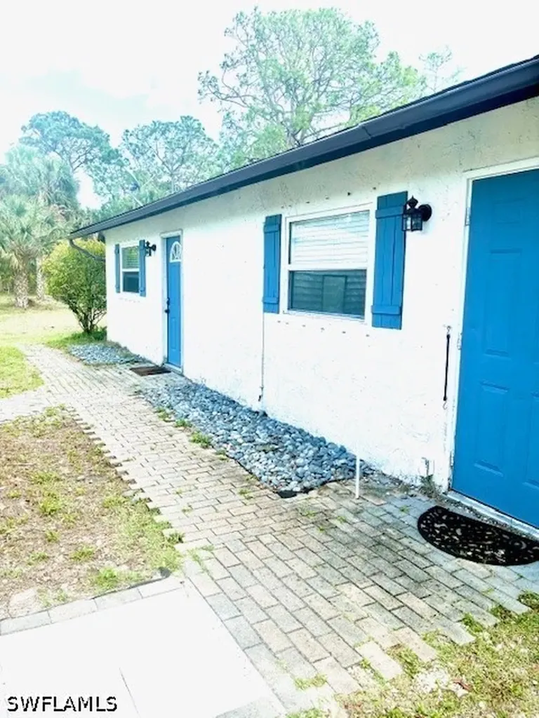 640 27th Street SW Naples FL 34117
