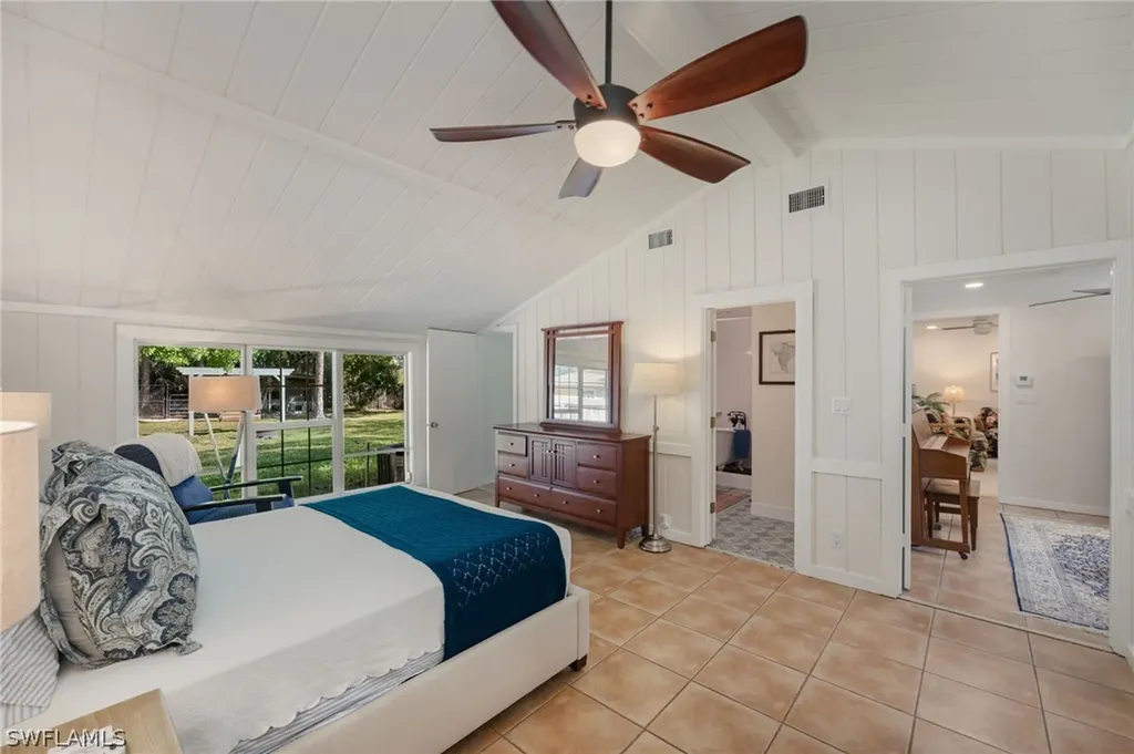 5179 Sycamore Drive Naples FL 34119