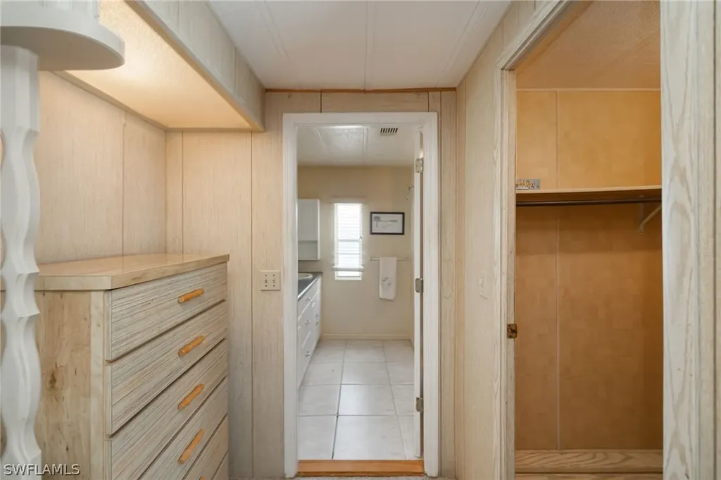 21 San Lu Rue Avenue Naples FL 34104