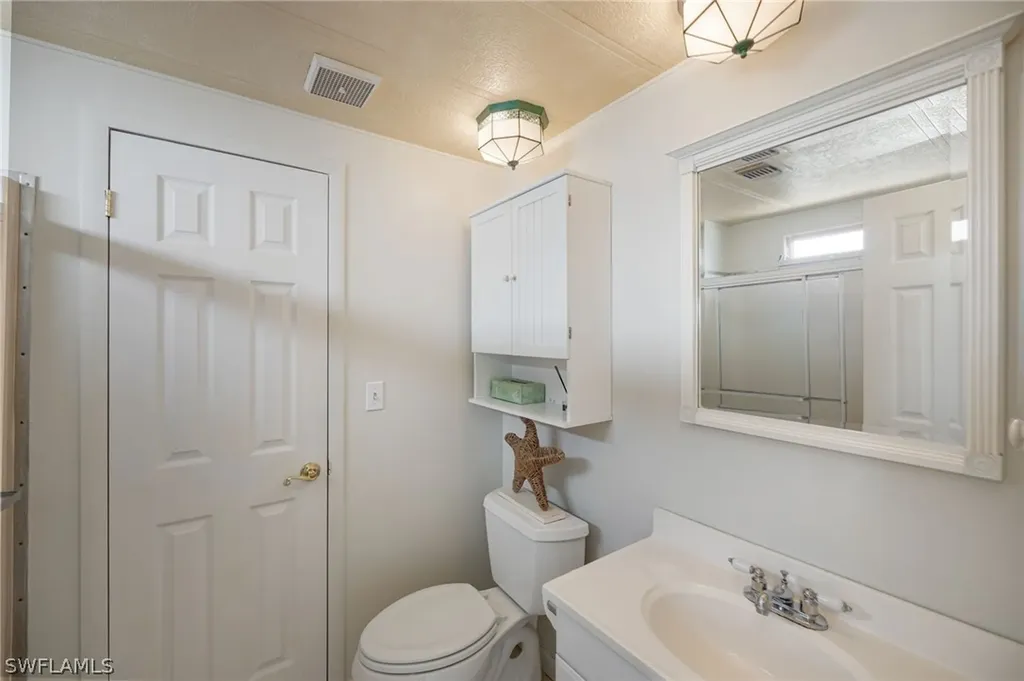 21 San Lu Rue Avenue Naples FL 34104