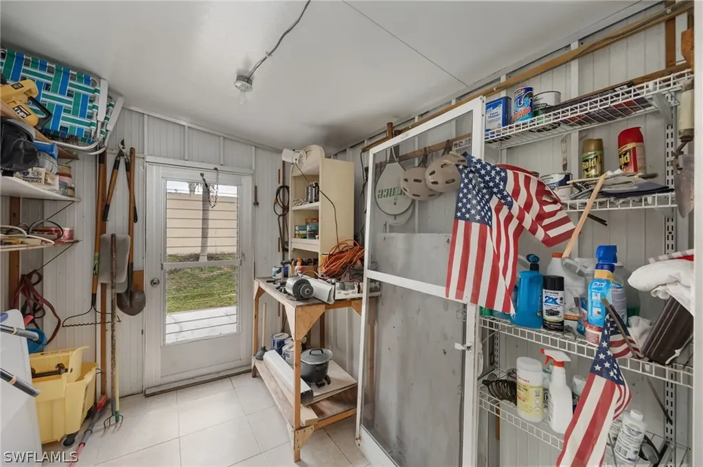 21 San Lu Rue Avenue Naples FL 34104