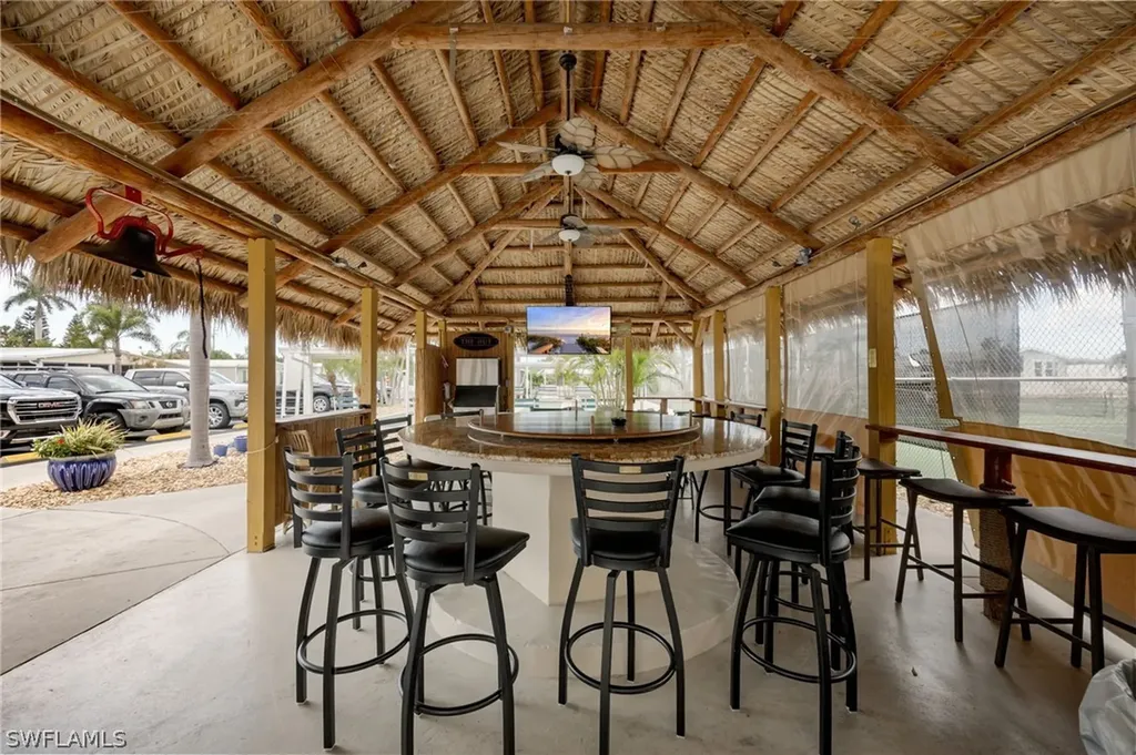 21 San Lu Rue Avenue Naples FL 34104